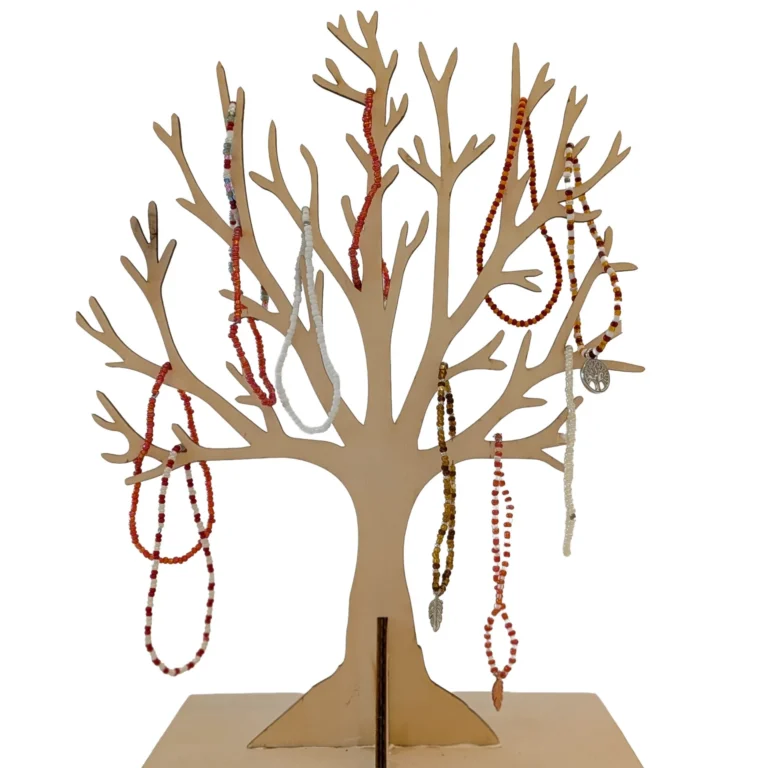 Baum mit Armbändeli